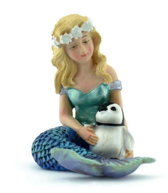 Mermaid with an Animal, Green, Pink Or Blue Mermaid Choice,  Sitting Mermaid, Beach Cake Topper